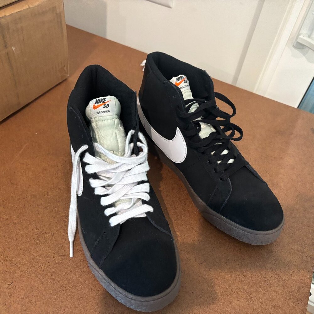 Nike SB Blazer Shoe (11.5) Black